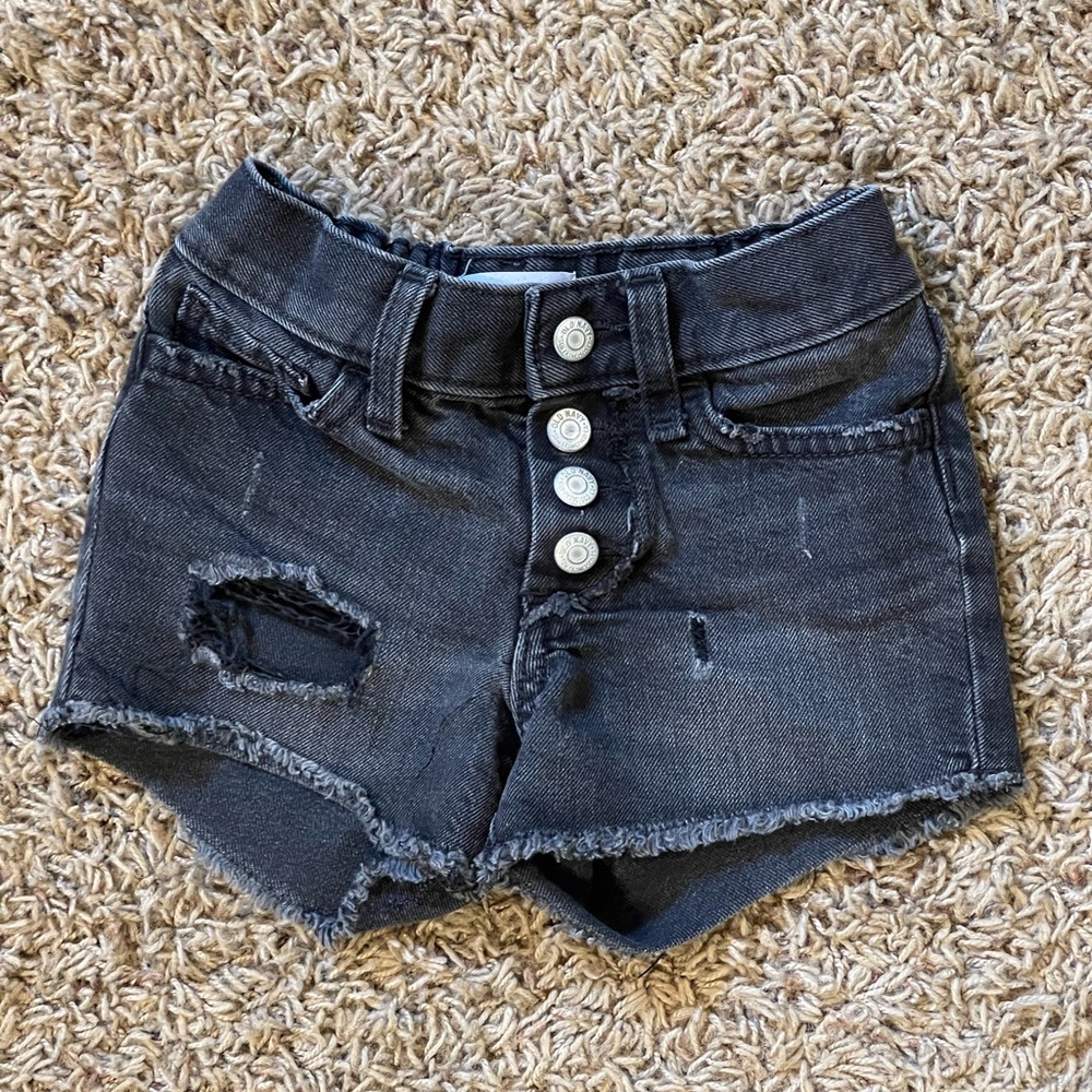 Kids girls size 5 old navy shorts